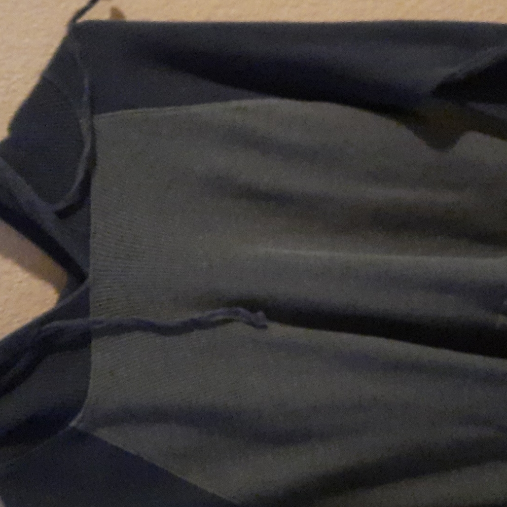 Long-sleeved gap shirt